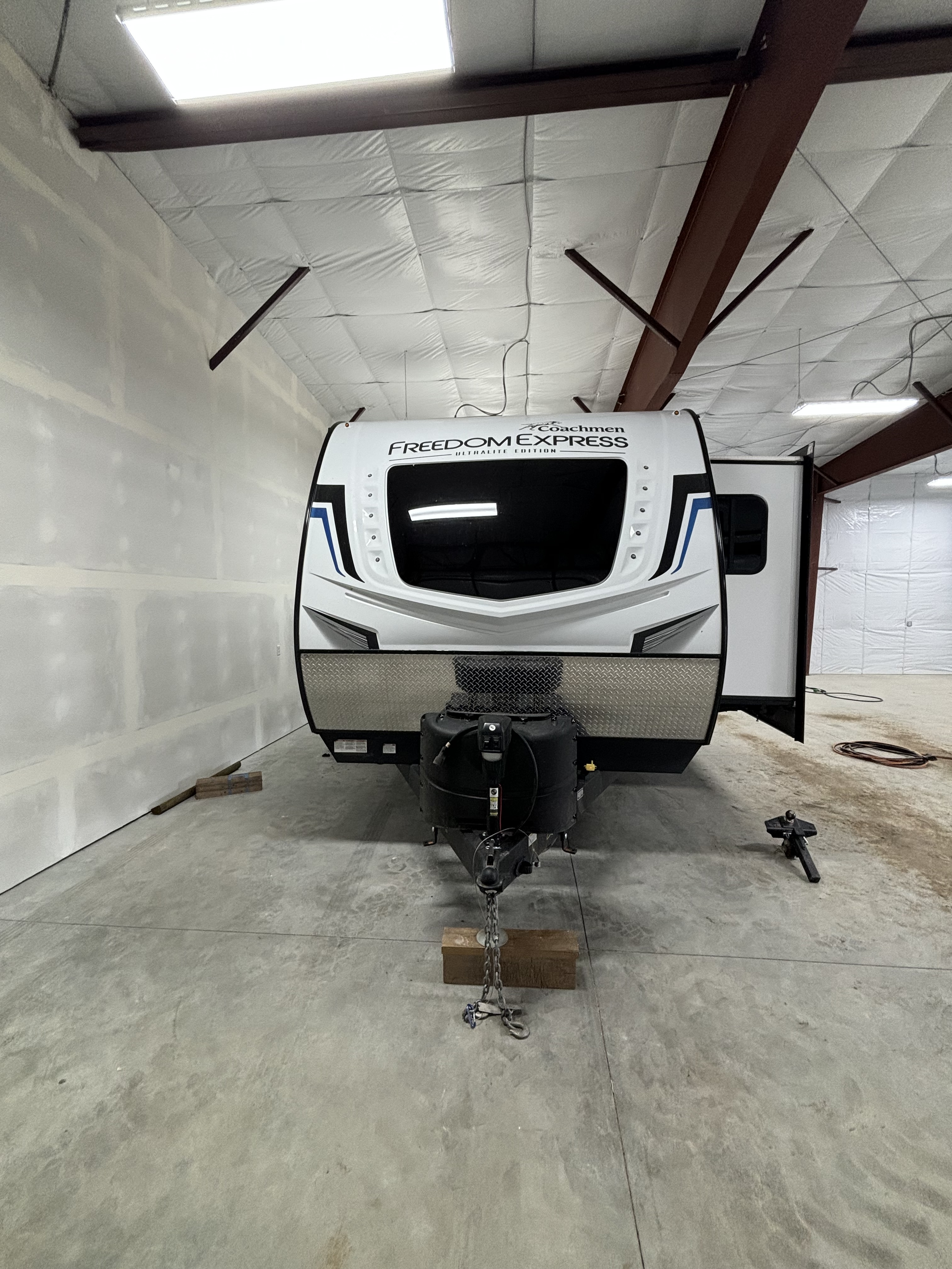 2023 Coachmen FREEDOM EXPRESS ULTRA LITE 259FKDS in timnath CO