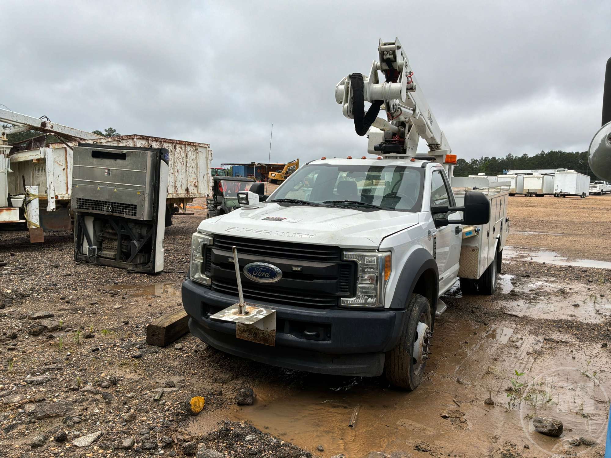 2017 FORD F-550 in Brooklyn, MS