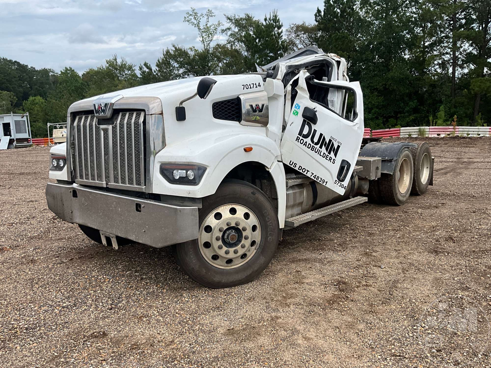 2024 WESTERN STAR 47X CHASSIS in Brooklyn, MS