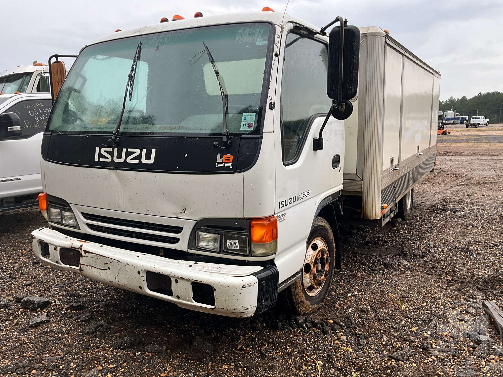 1999 ISUZU NPR in Brooklyn, MS