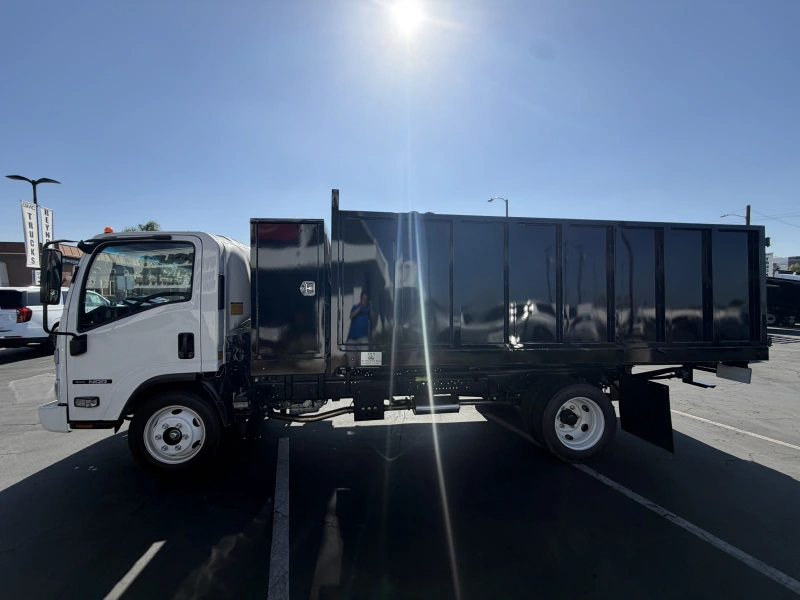 2026 ISUZU NQR GAS 14'