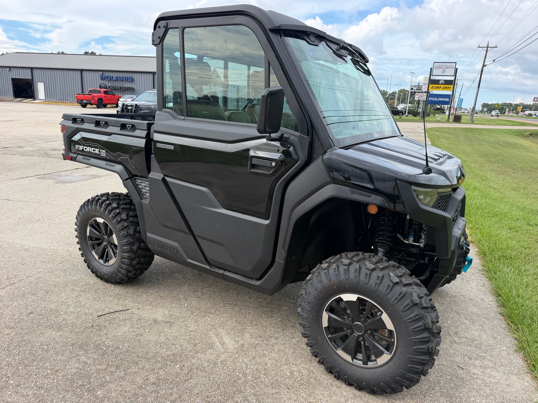2027 CFMOTO UFORCE U10 Pro Highland EPS in lafayette LA