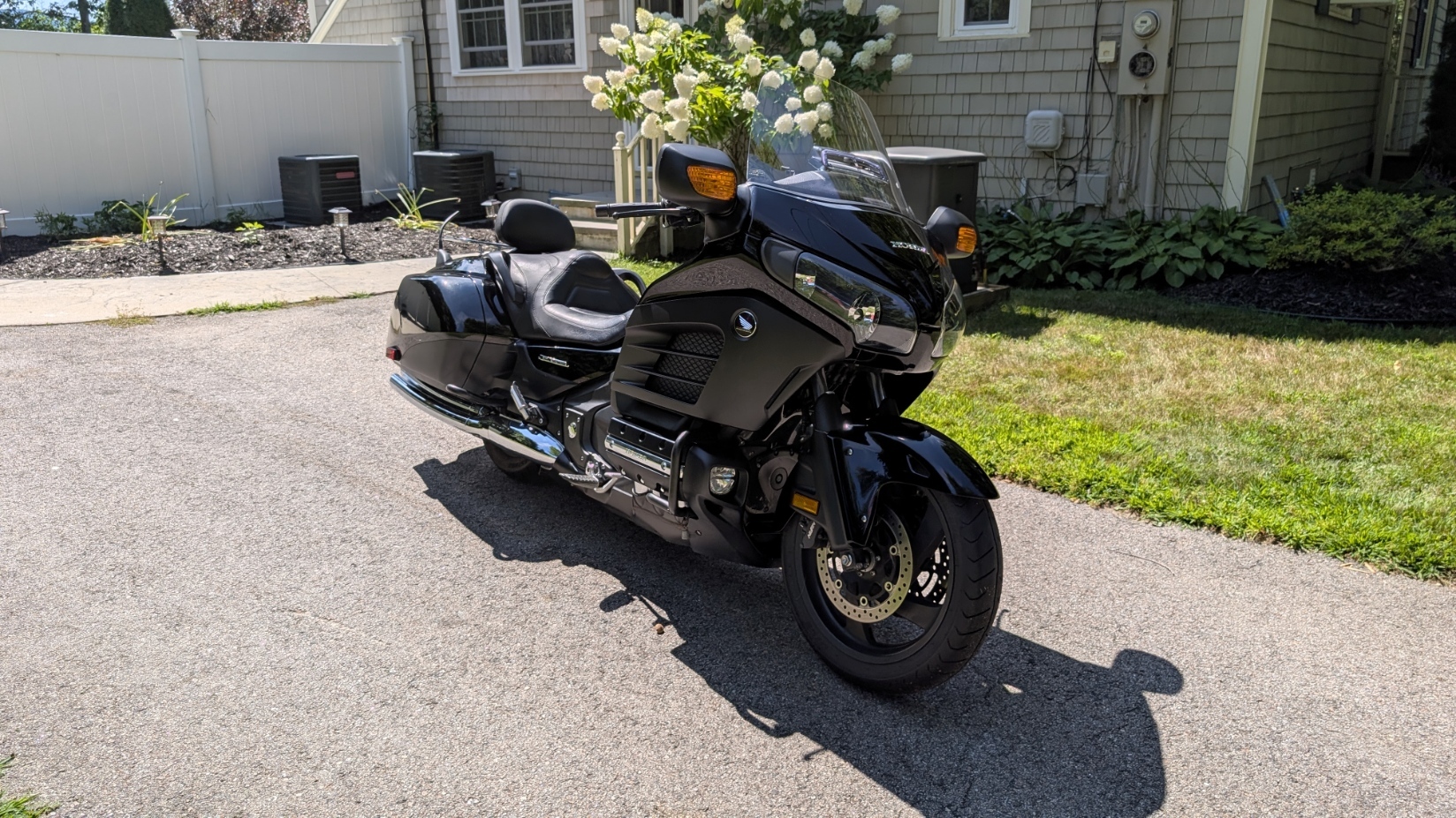 2013 Honda GOLD WING F6B DELUXE F6B DELUXE in Peterborough, NH
