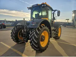 2020 JCB Fastrac 4220