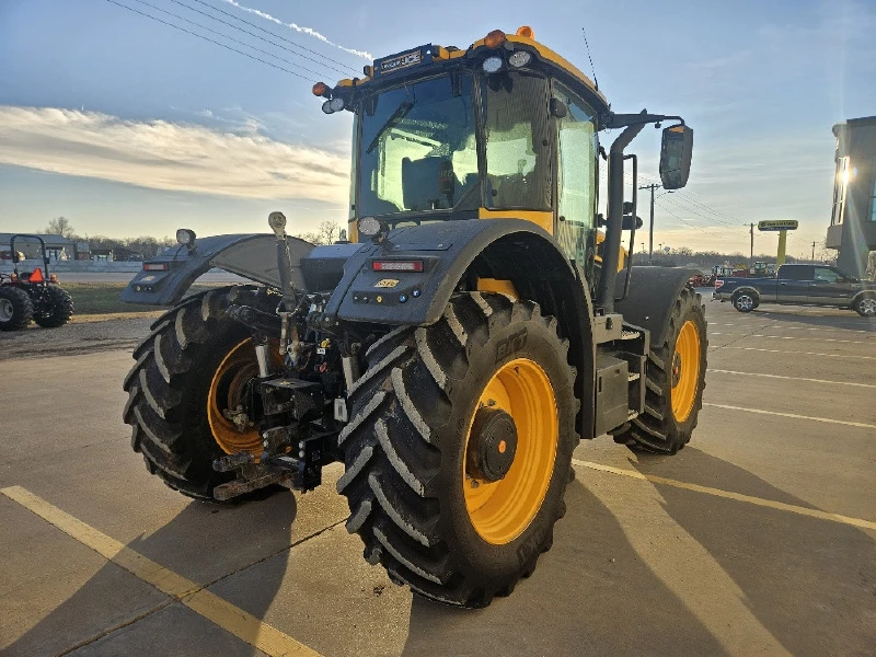2020 JCB Fastrac 4220