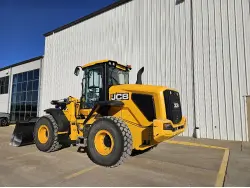 2023 JCB 427