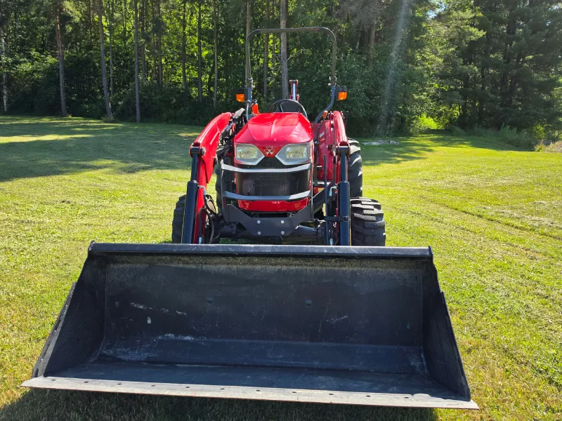 2023 MASSEY FERGUSON 2860E