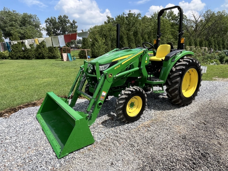 2024 JOHN DEERE 4044M