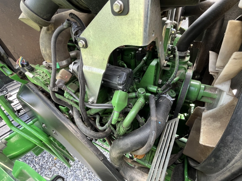 2024 JOHN DEERE 4044M