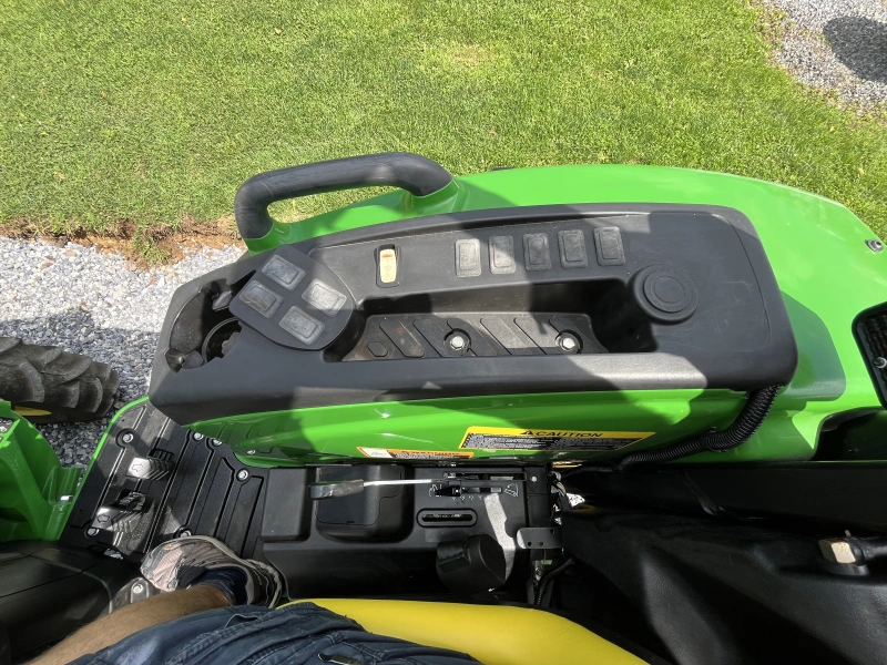 2024 JOHN DEERE 4044M