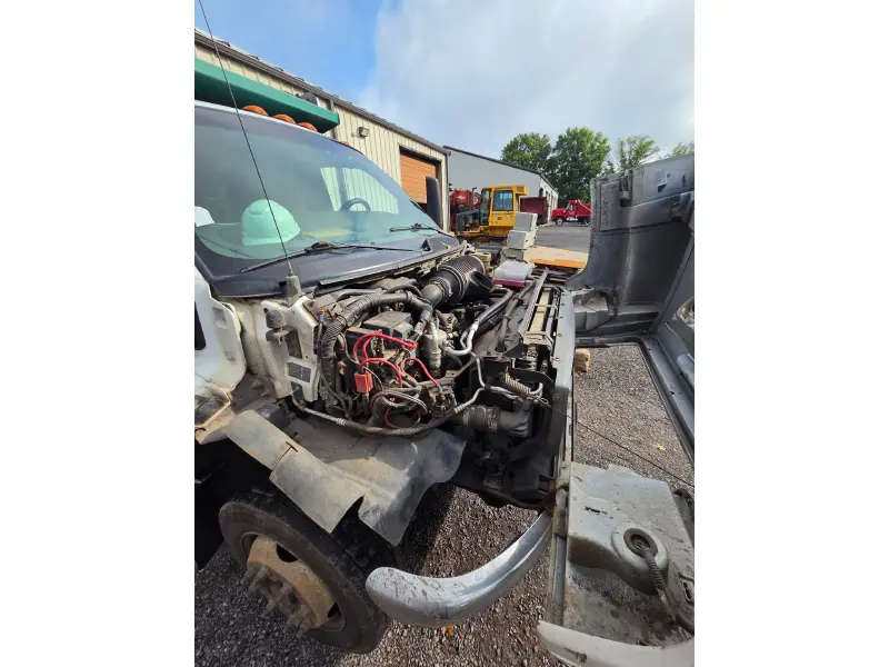 2004 CHEVROLET-GMC 5500 TOPKICK