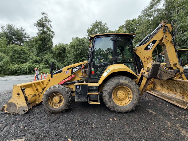 2015 CATERPILLAR 420F2
