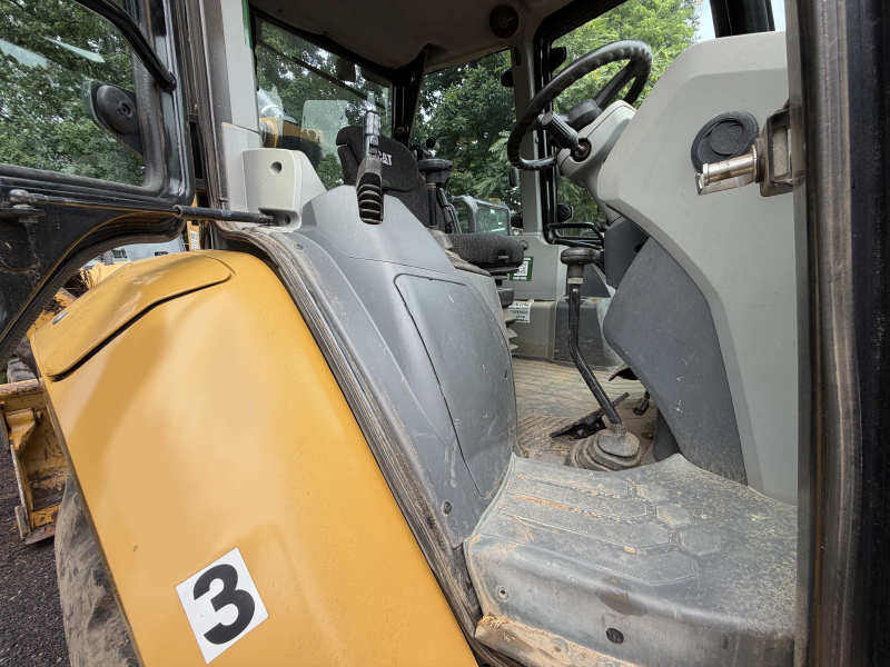 2015 CATERPILLAR 420F2