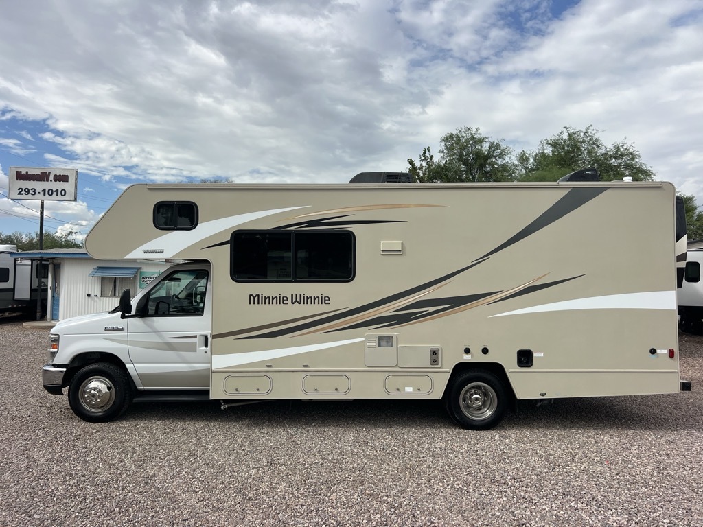 2018 Winnebago MINNIE WINNIE 25B in tucson AZ