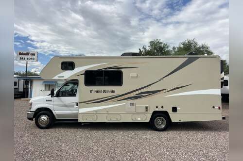 2018 Winnebago MINNIE WINNIE 25B in tucson AZ