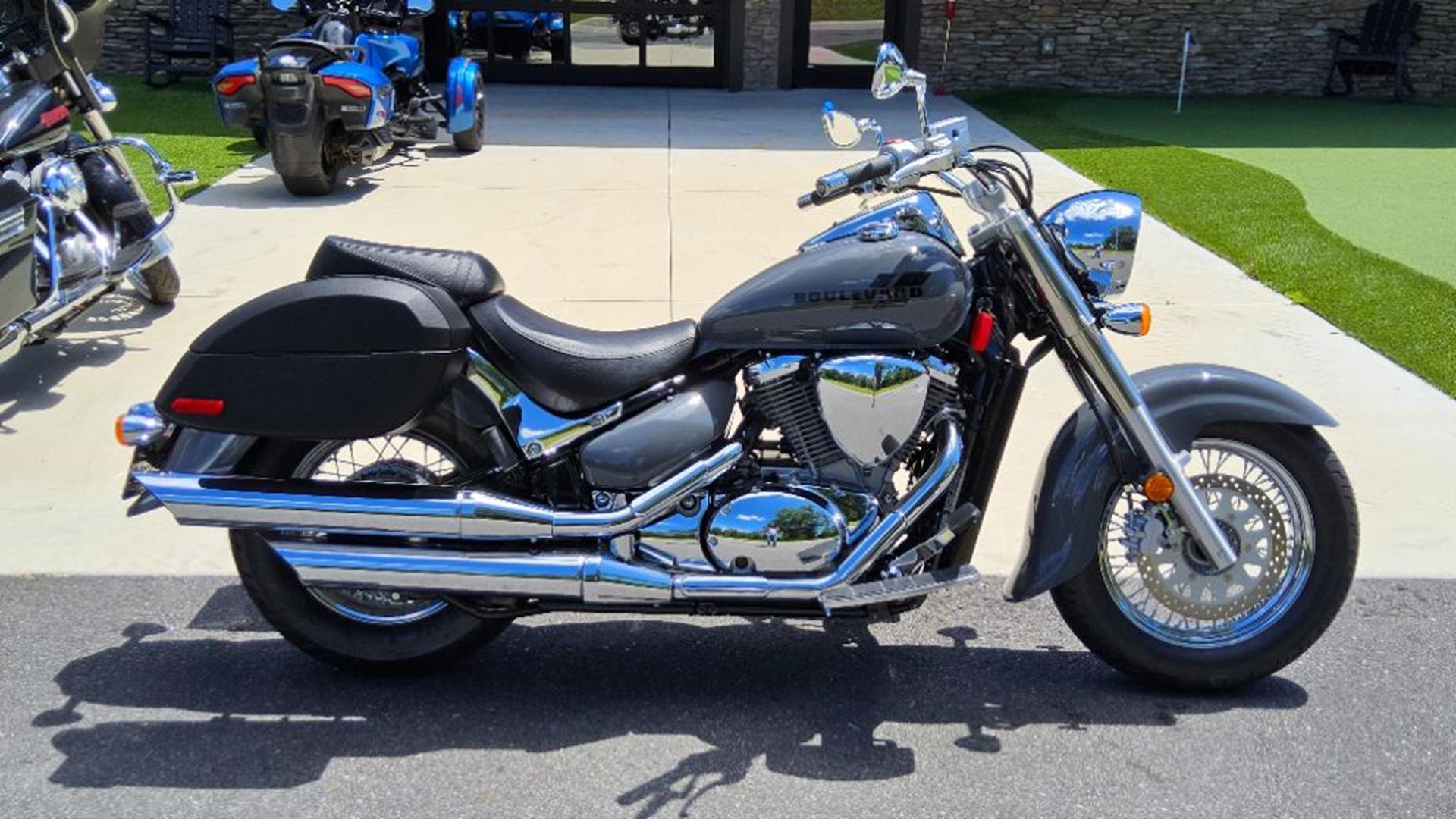 2025 Suzuki Boulevard C50 C50 in Wildwood, FL