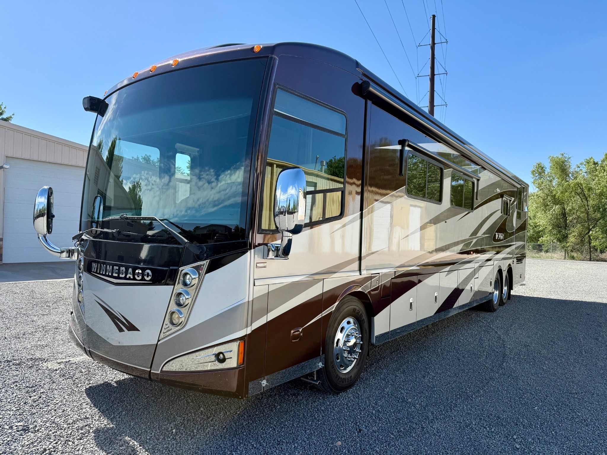 2024 Winnebago TOUR 42QD RV