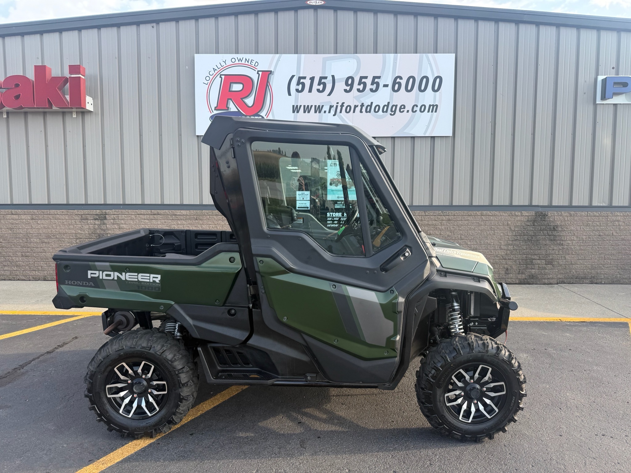 2025 Honda Pioneer 1000 Trail in fort dodge IA