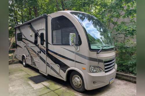 2015 Thor Motor Coach Axis 24.1 in wyoming MI