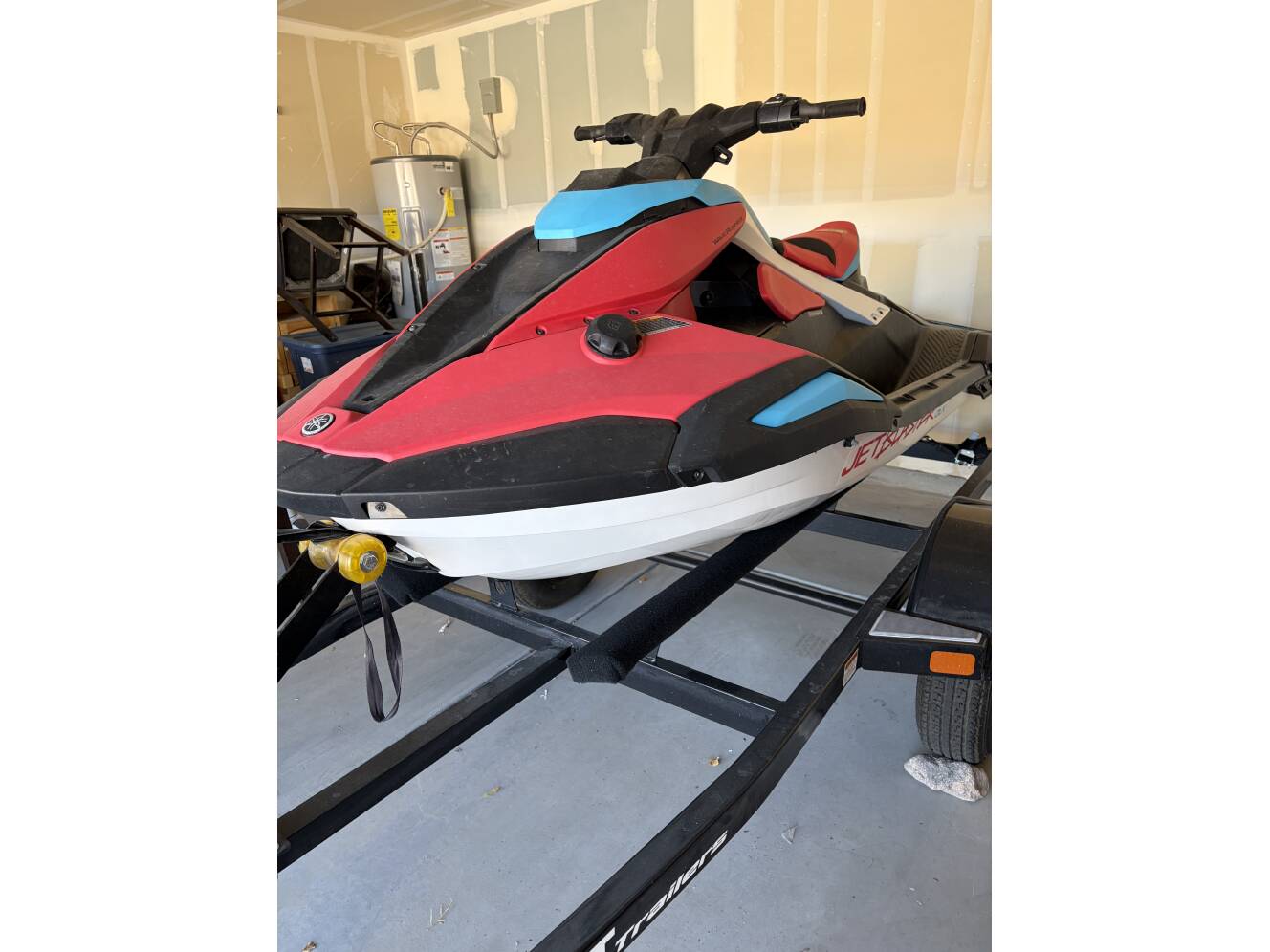 A photo of this 2025 Yamaha WAVERUNNER JETBLASTER DLX 2-UP
