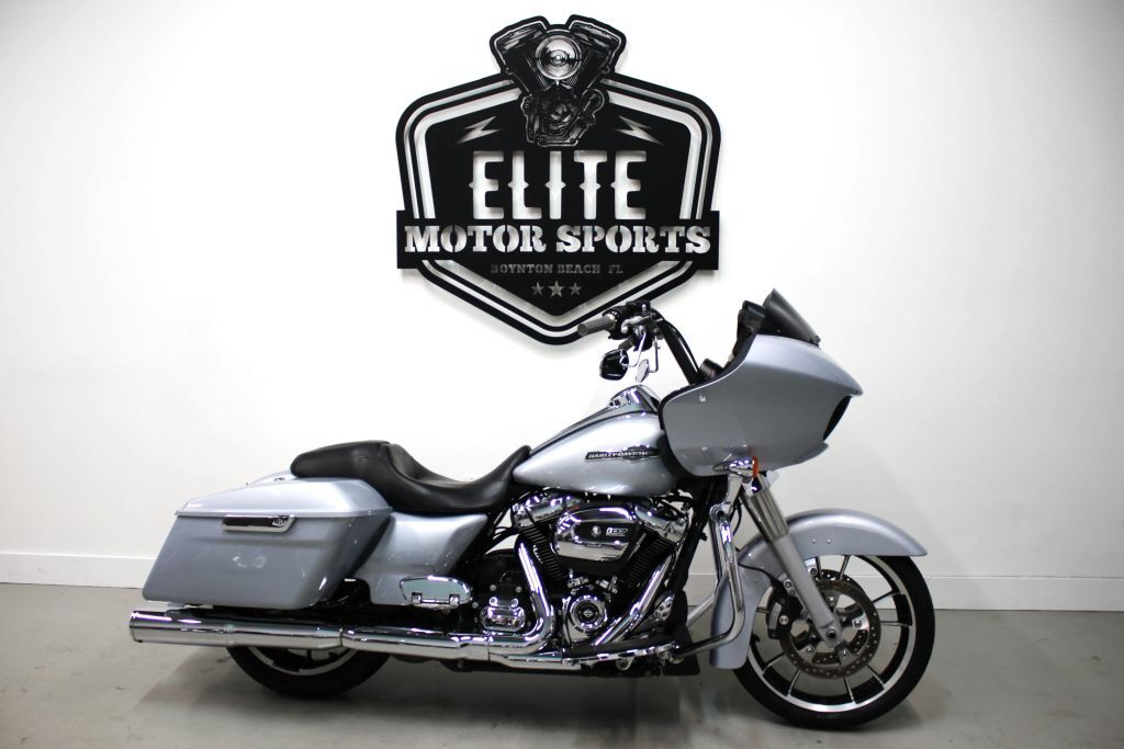 2023 Harley Davidson Road Glide FLTRX CUSTOM in Boynton Beach, FL