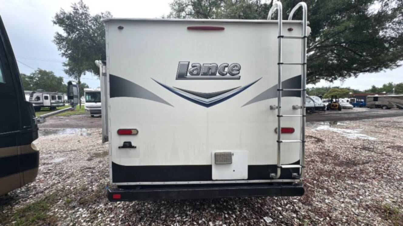 A photo of this 2016 Lance Lance 1995