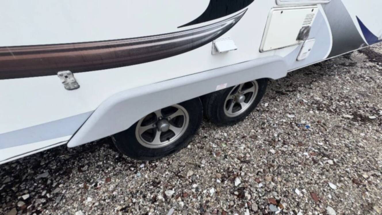 A photo of this 2016 Lance Lance 1995