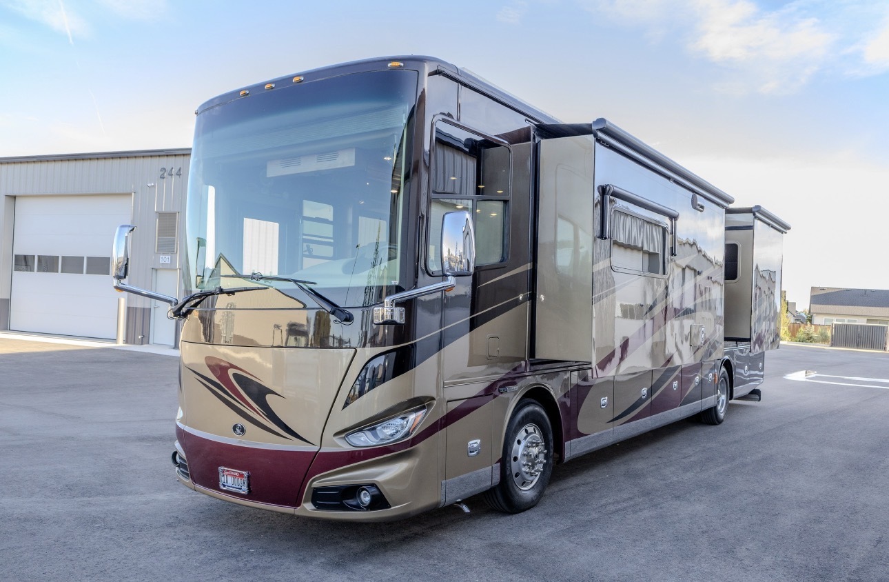 2018 Tiffin Motorhomes PHAETON 40 IH RV