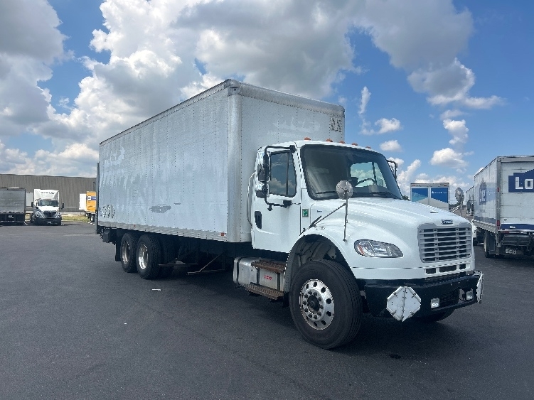 2021 FREIGHTLINER BUSINESS CLASS M2 106 in Louisville, KY