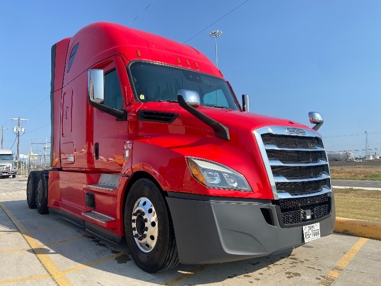 2022 FREIGHTLINER CASCADIA 126 in Asheville, NC