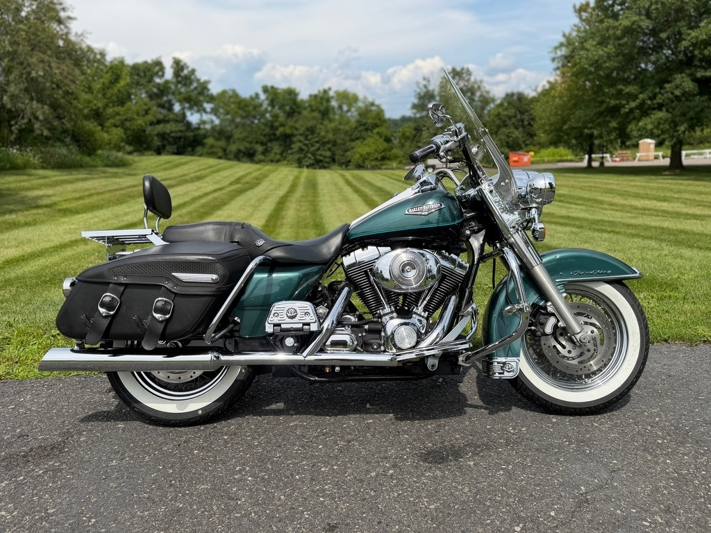 2002 Harley-Davidson Touring Road King Classic CLASSIC in Zieglerville, PA
