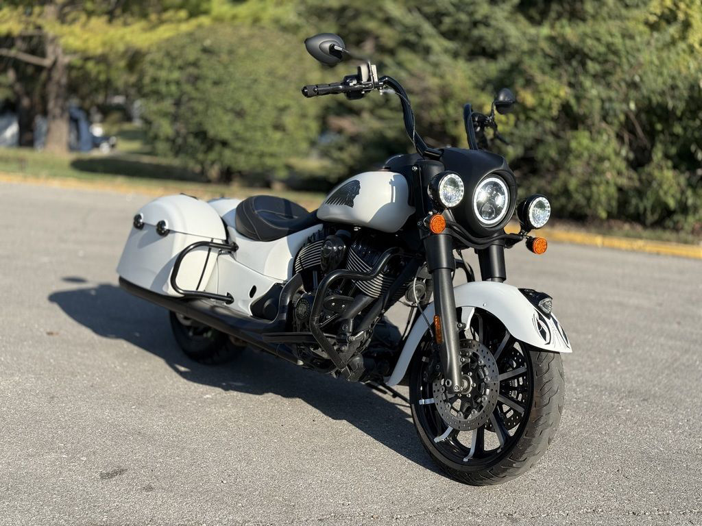2019 Indian Springfield Dark Horse White Smoke DARK HORSE in Olathe, KS