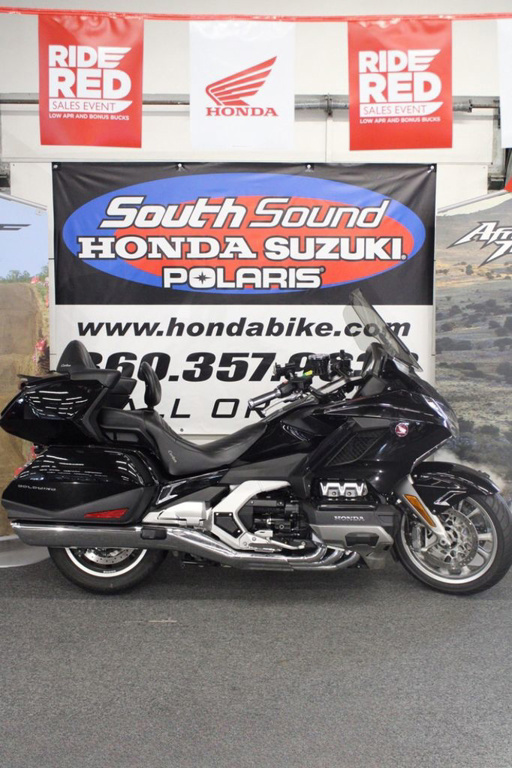2019 Honda Gold Wing Tour Darkness Black Metallic TOUR AUTOMATIC DCT in Olympia, WA
