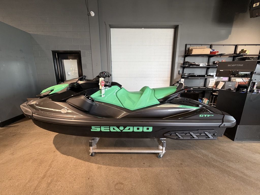 2026 Sea-Doo GTI SE 170 Tech, Audio, iDF, iBR SE 170 IBR in bedford OH