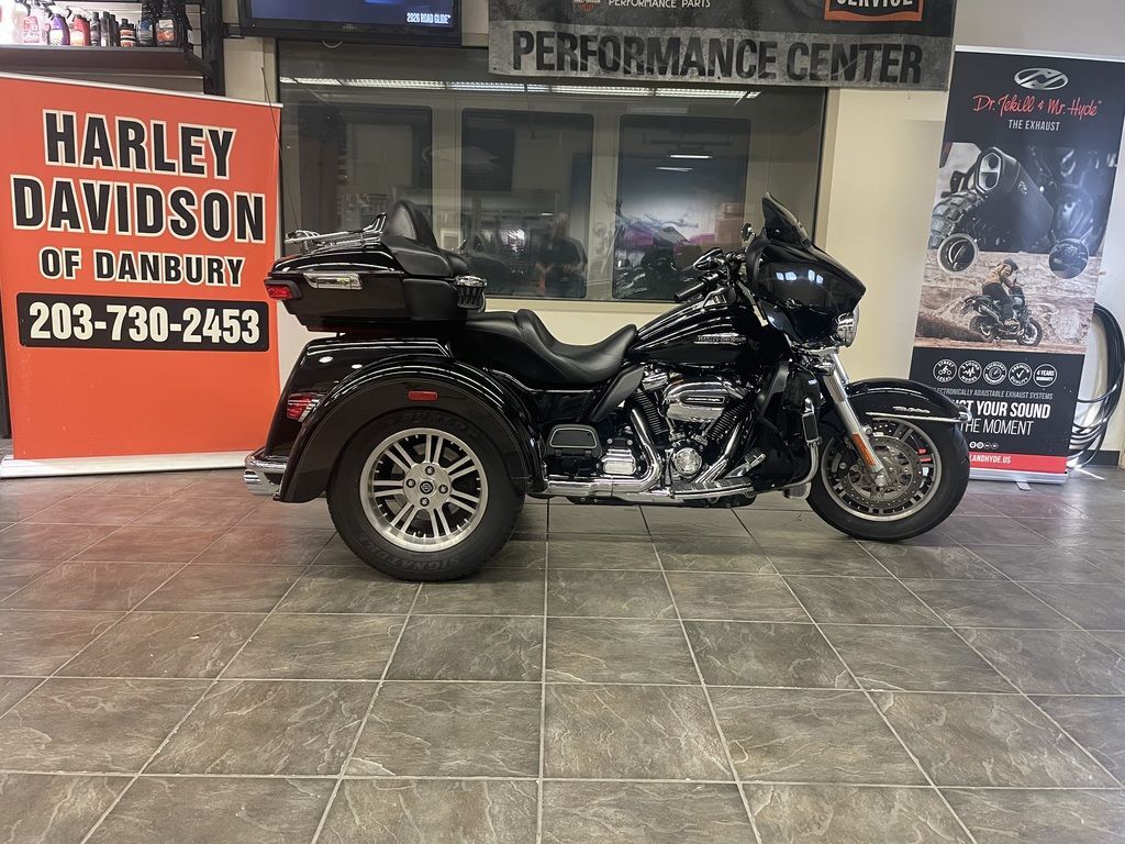 2020 Harley-Davidson® FLHTCUTG - Tri Glide® Ultra ULTRA CLASSIC in Danbury, CT