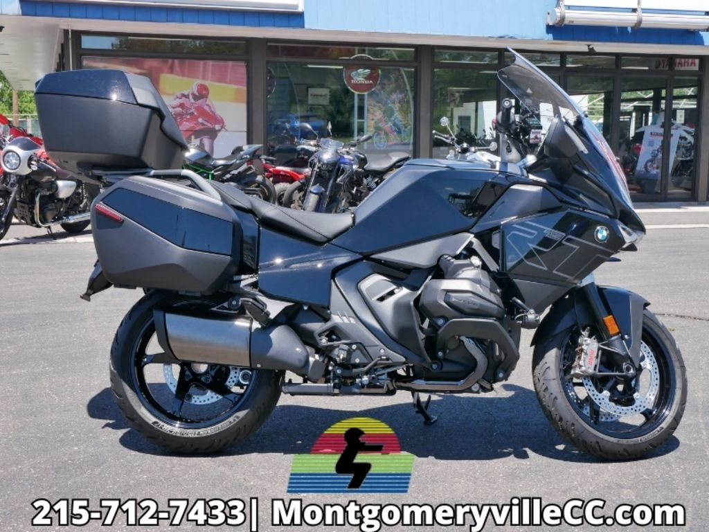 2026 BMW R 1300 RT Triple Black in Hatfield, PA