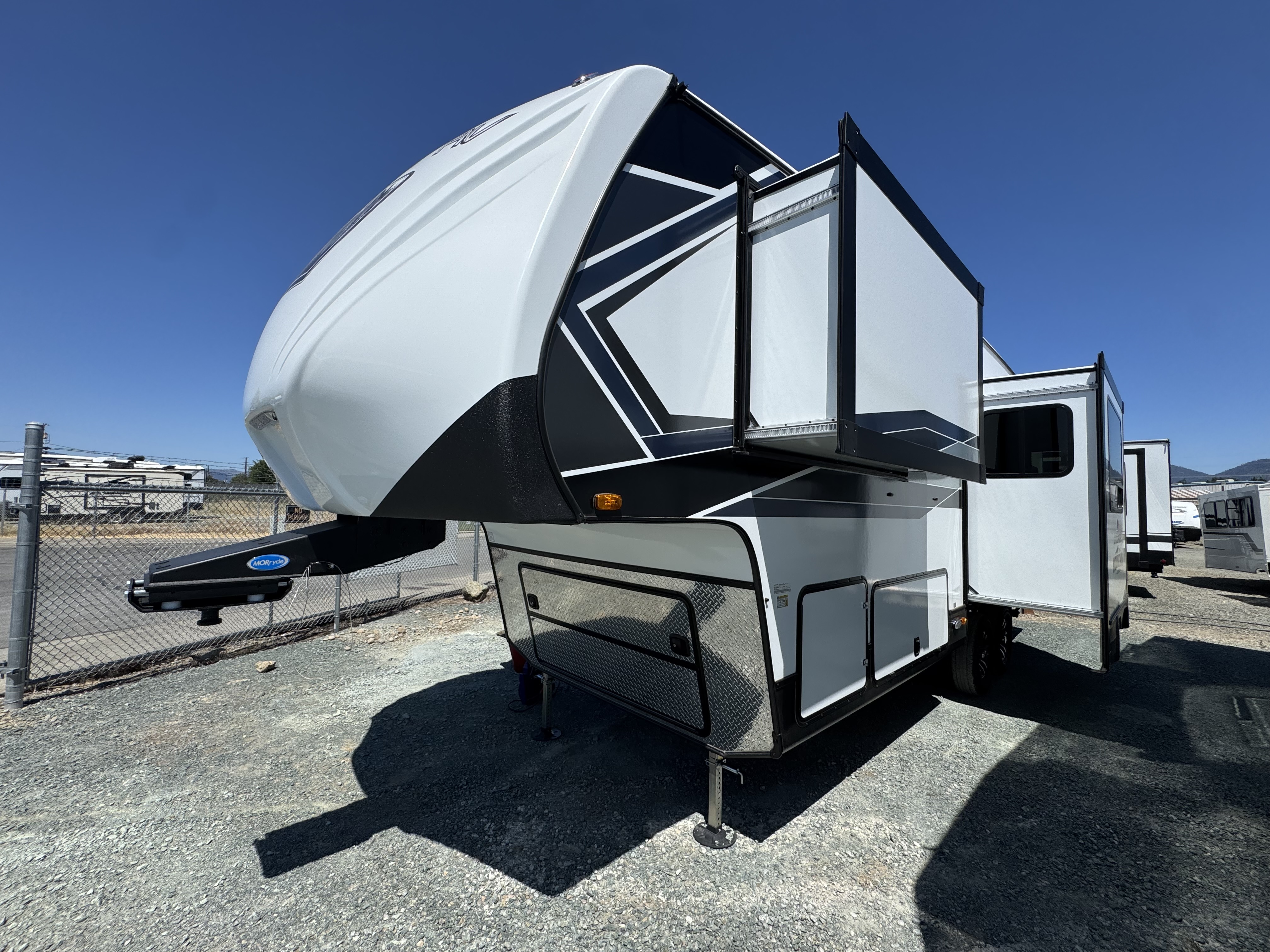 2027 Outdoors Rv Mountain Glacier Peak F26RKS in grants pass OR