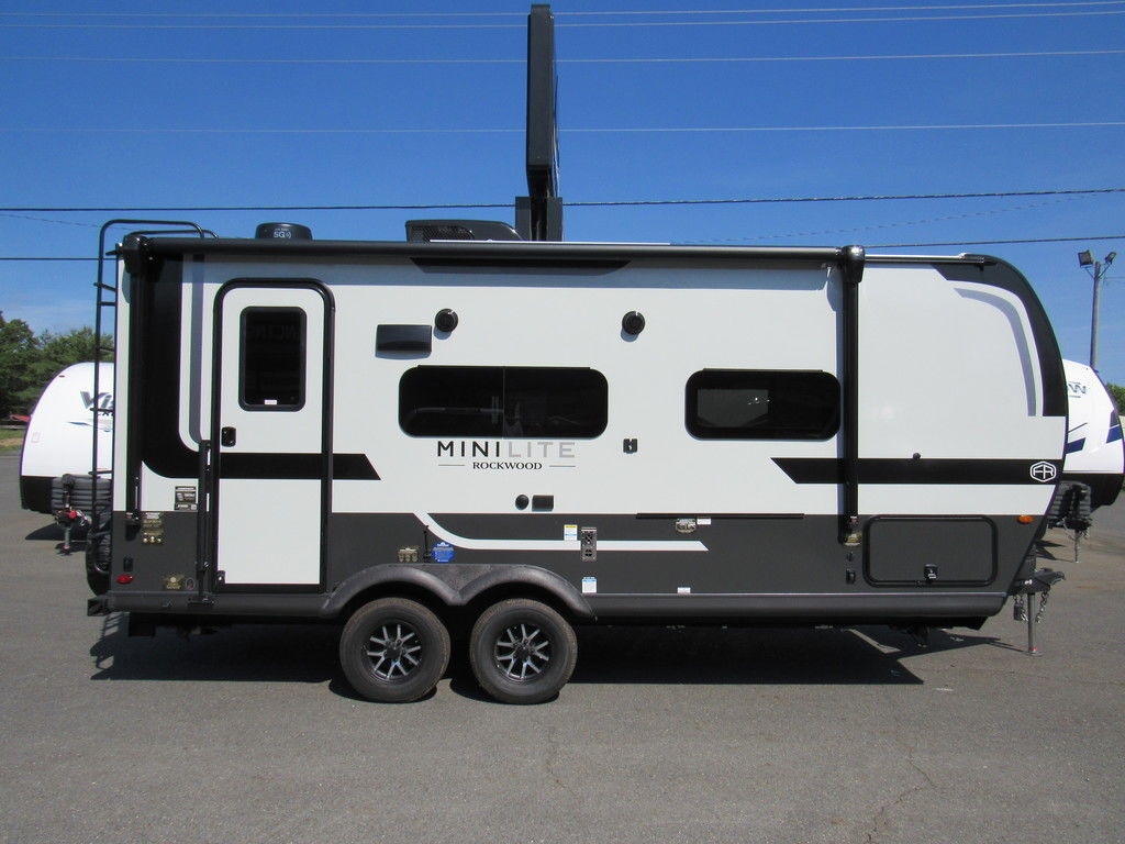 2026 Forest River Rockwood Mini Lite 2109S RV