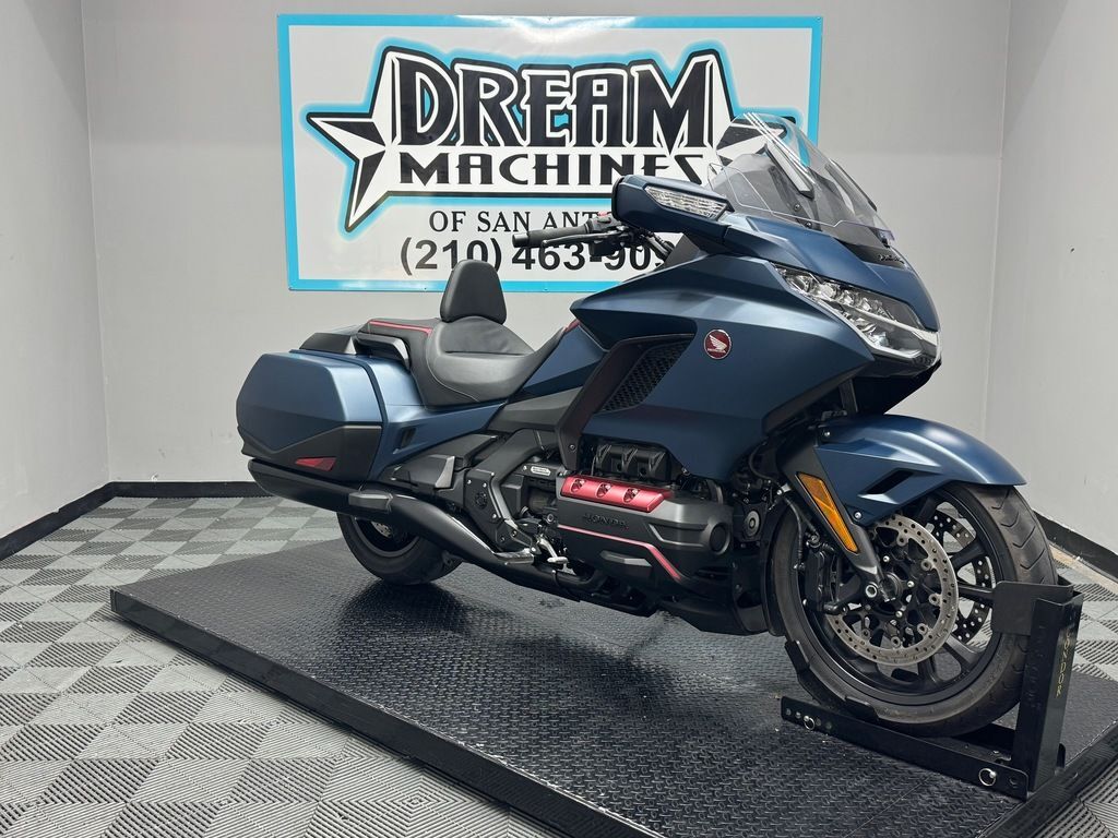 2022 Honda® Gold Wing Automatic DCT 1800 AUTOMATIC DCT in San Antonio, TX