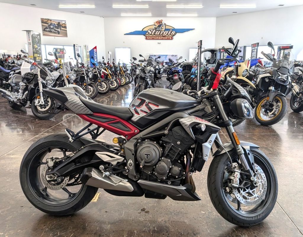 2022 Triumph Street Triple RS Silver Ice RS in Sturgis, SD
