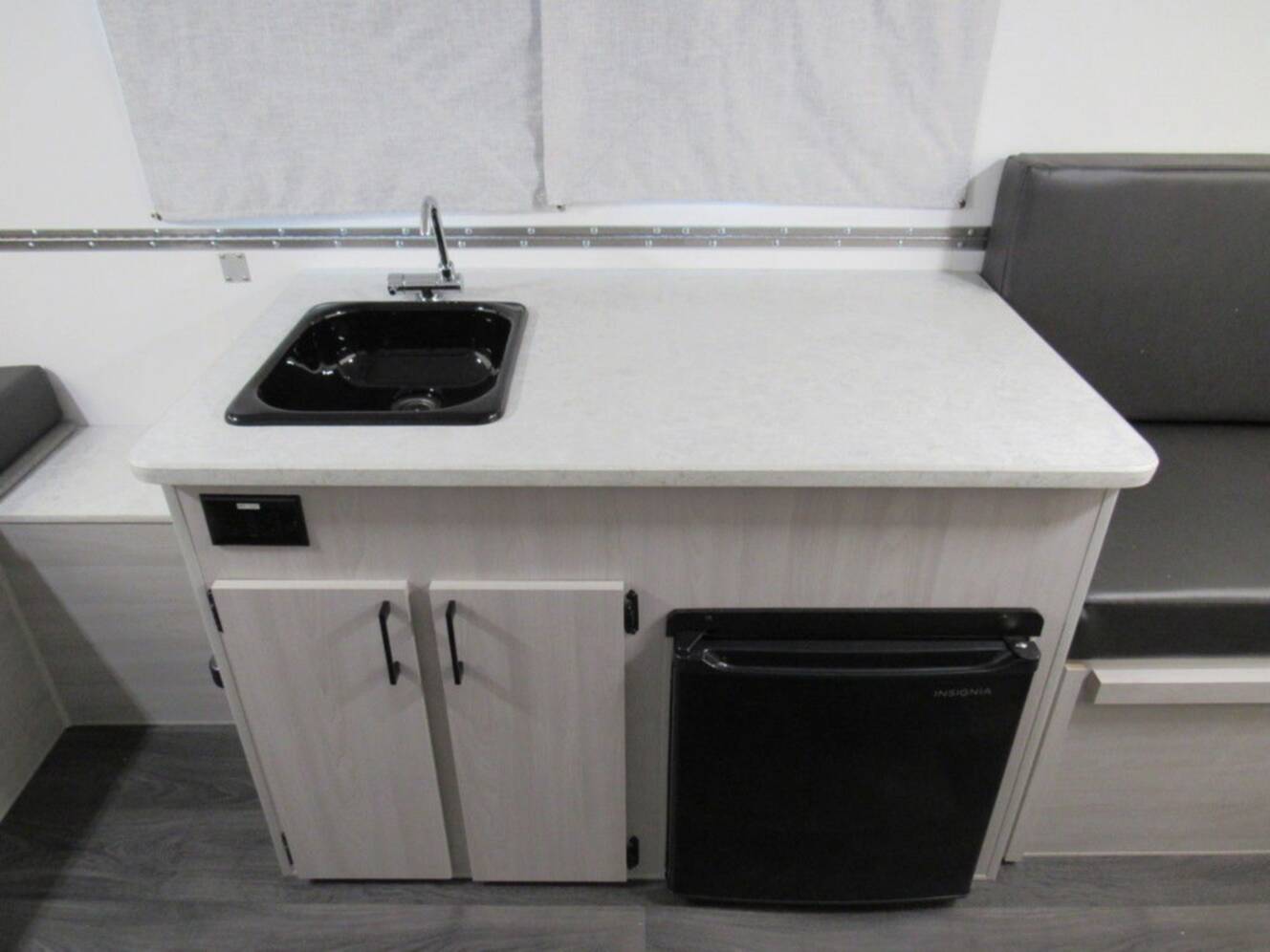 A photo of this 2027 Aliner Scout