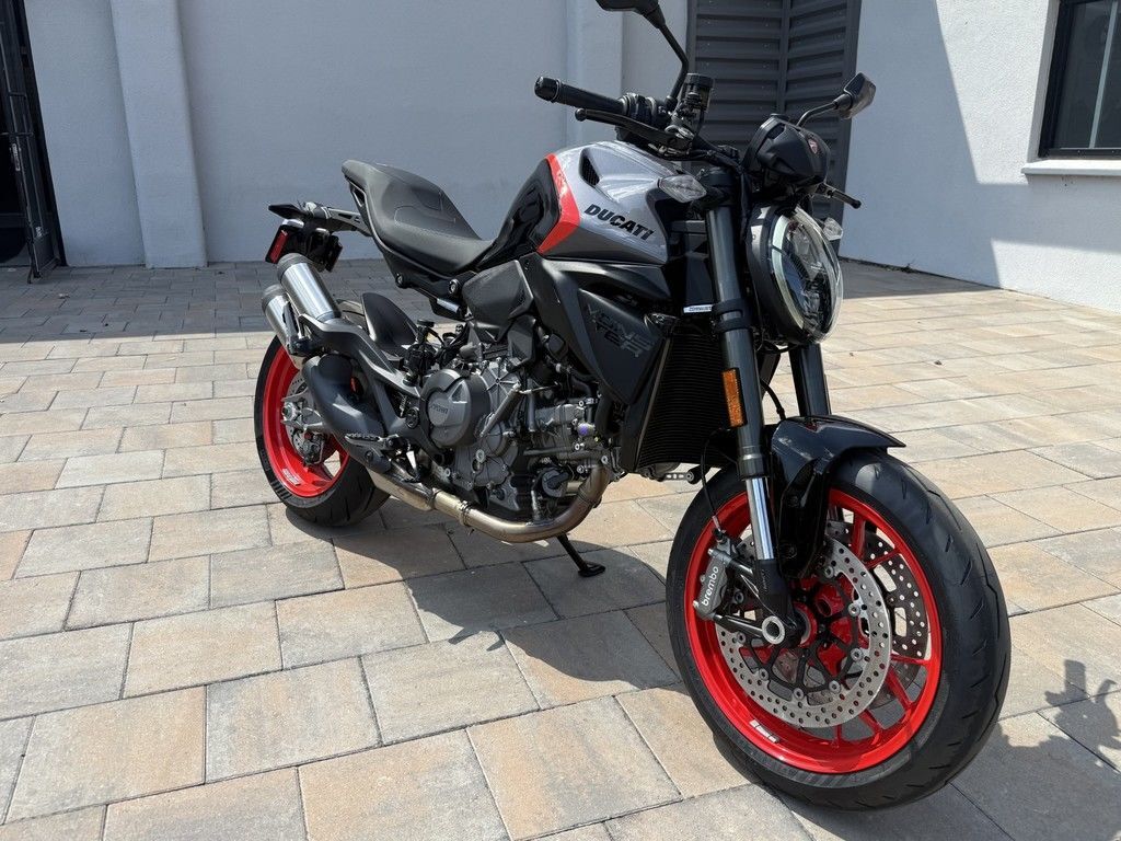 2027 Ducati Monster + Sport Livery 896+ in Reno, NV