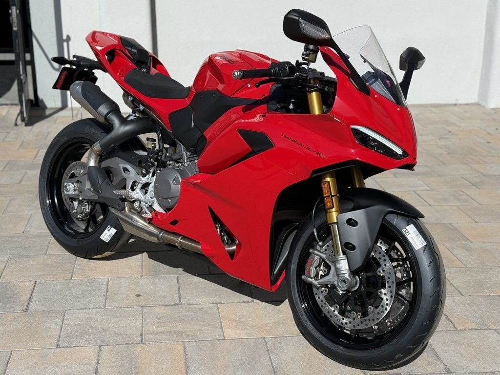 2027 Ducati Panigale V2 S Ducati Red V2 S in Reno, NV