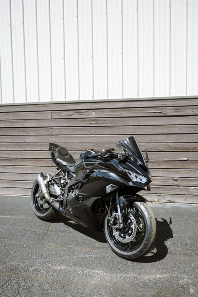 2025 Kawasaki NINJA® ZX -4R ABS ABS in Waynesboro, VA