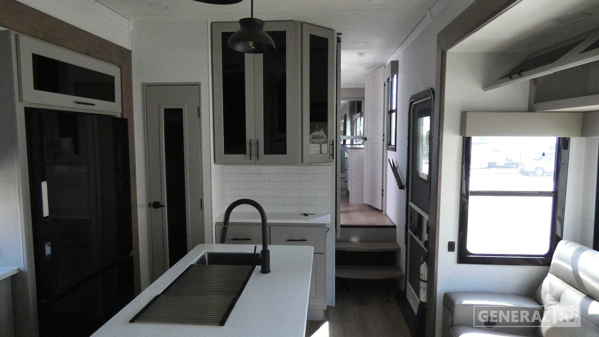 2026 Alliance Rv VALOR 36V11 in north canton OH