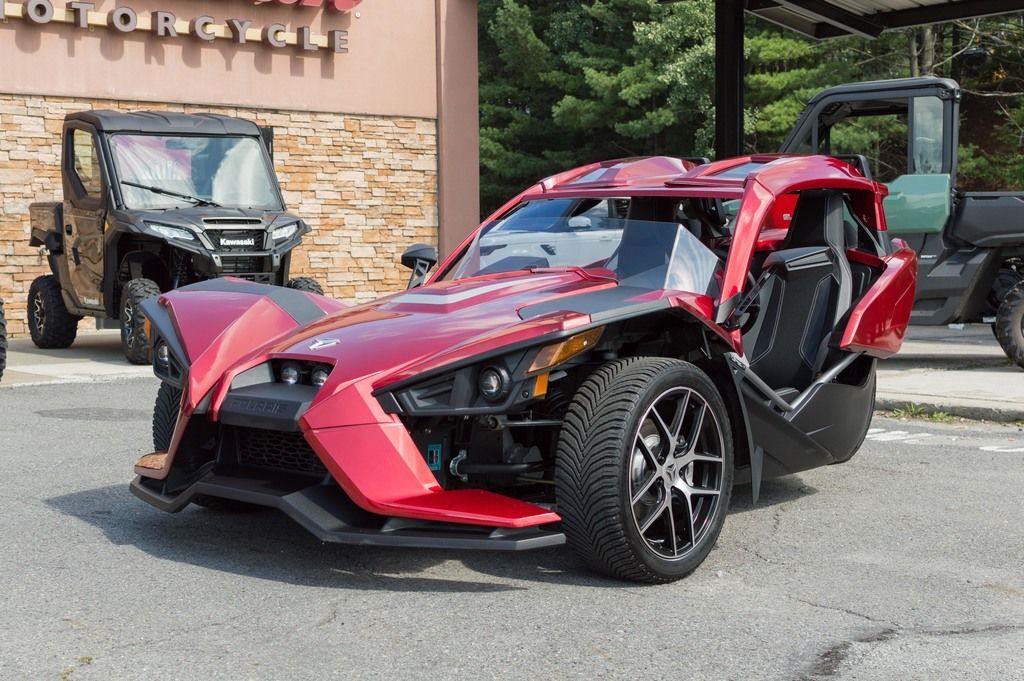 2018 Polaris Slingshot® Slingshot® SL Sunset Red SL LE in Dunmore, PA
