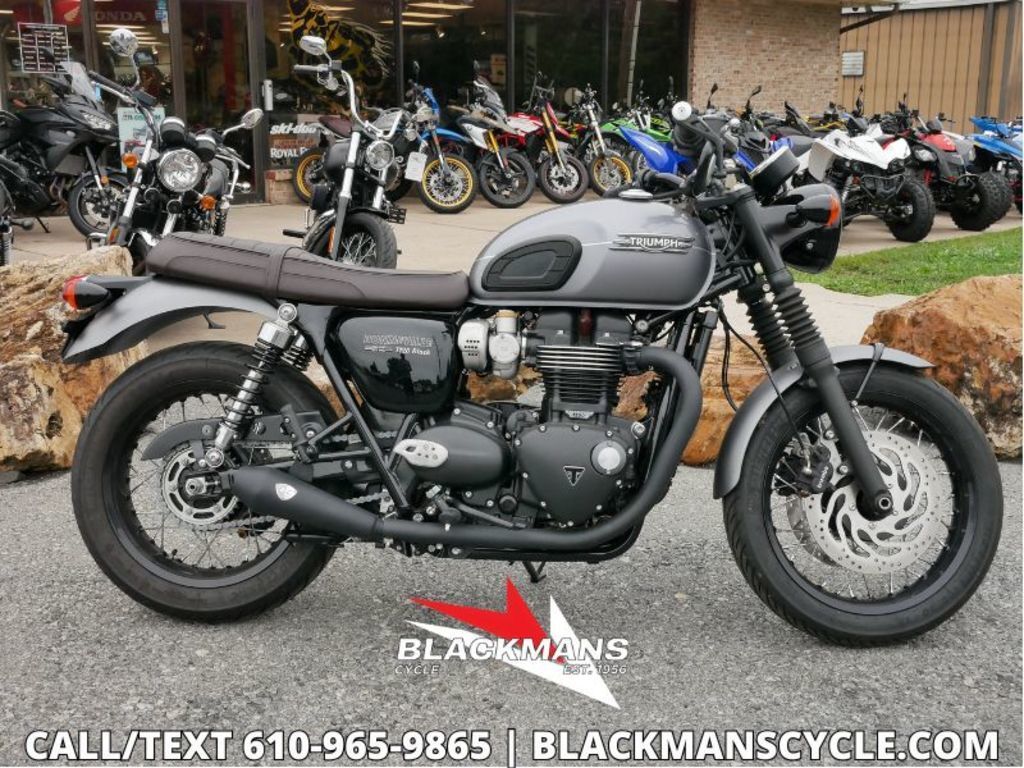 2024 Triumph #BONNEVILLE T-120 BASE in Emmaus, PA