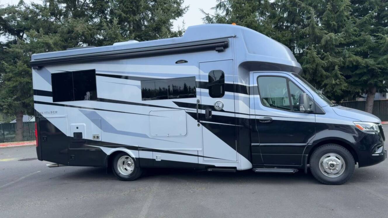 A photo of this 2026 Tiffin Wayfarer 25XLW
