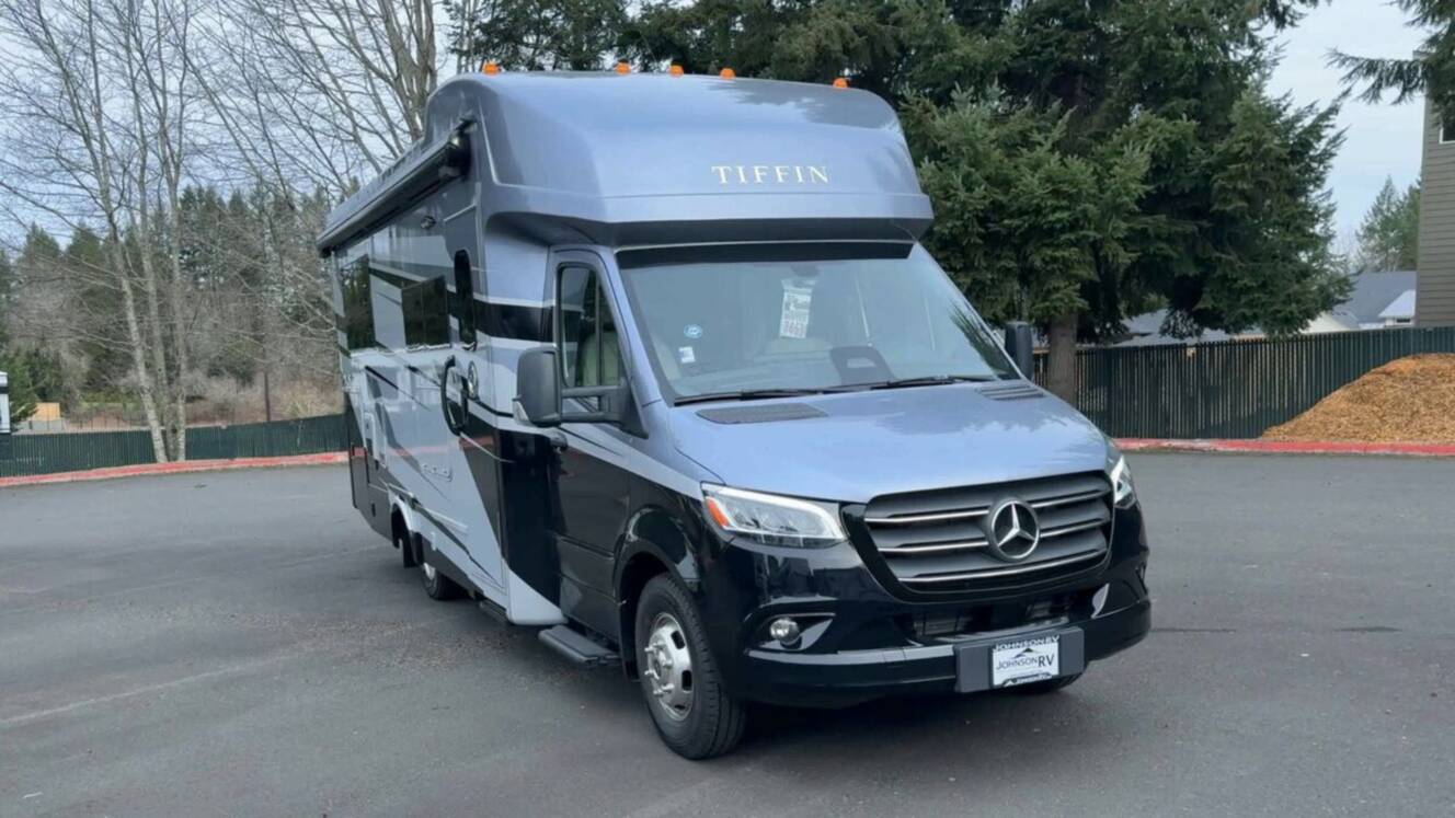 A photo of this 2026 Tiffin Wayfarer 25XLW