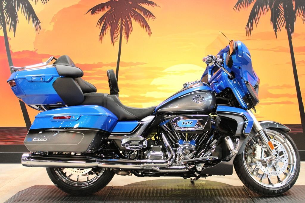 2026 Harley-Davidson® FLHXLSE - CVO Street Glide® Limited CVO LIMITED in Ormond Beach, FL